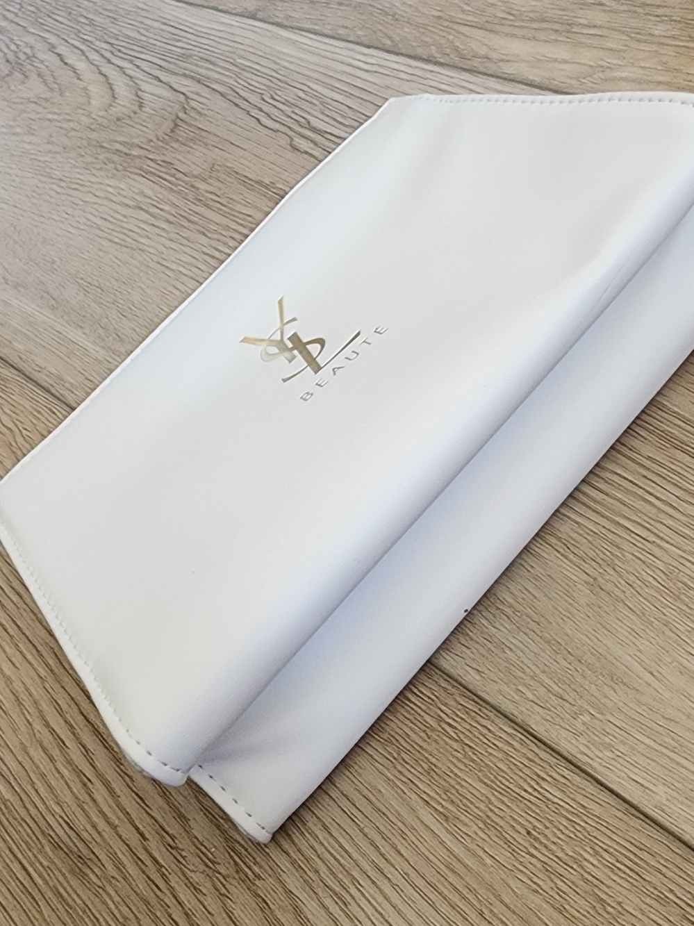 New Ysl Set Beauty White Makeup Pouch Clutch Bag + Gift Mini Edp Libre - Picture 7 of 8